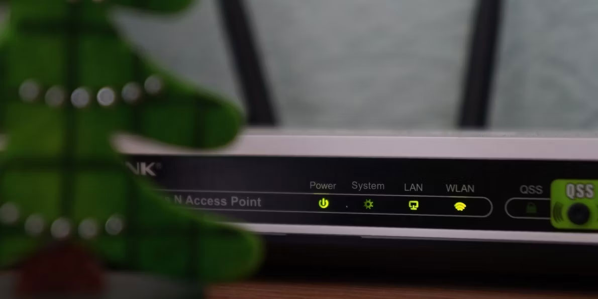 Modem router đen trắng