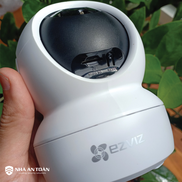 Khe cắm thẻ nhớ cho Camera Ezviz