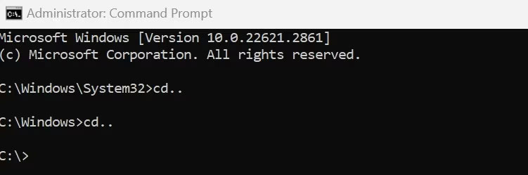 Sử dụng lệnh 'cd..' hai lần để điều hướng trở lại hai thư mục trong Command Prompt của Windows.