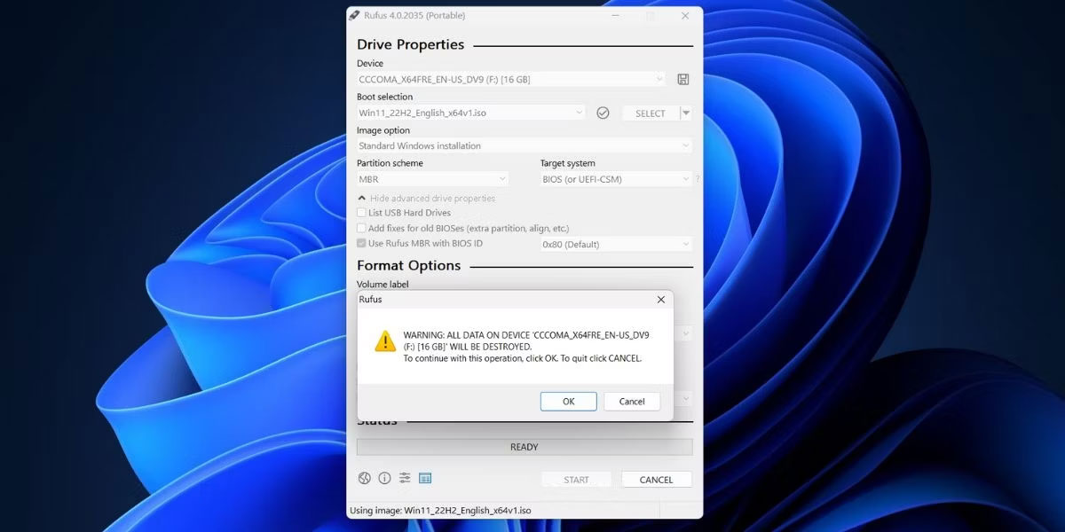 Rufus cảnh báo về việc xóa tất cả dữ liệu trên USB