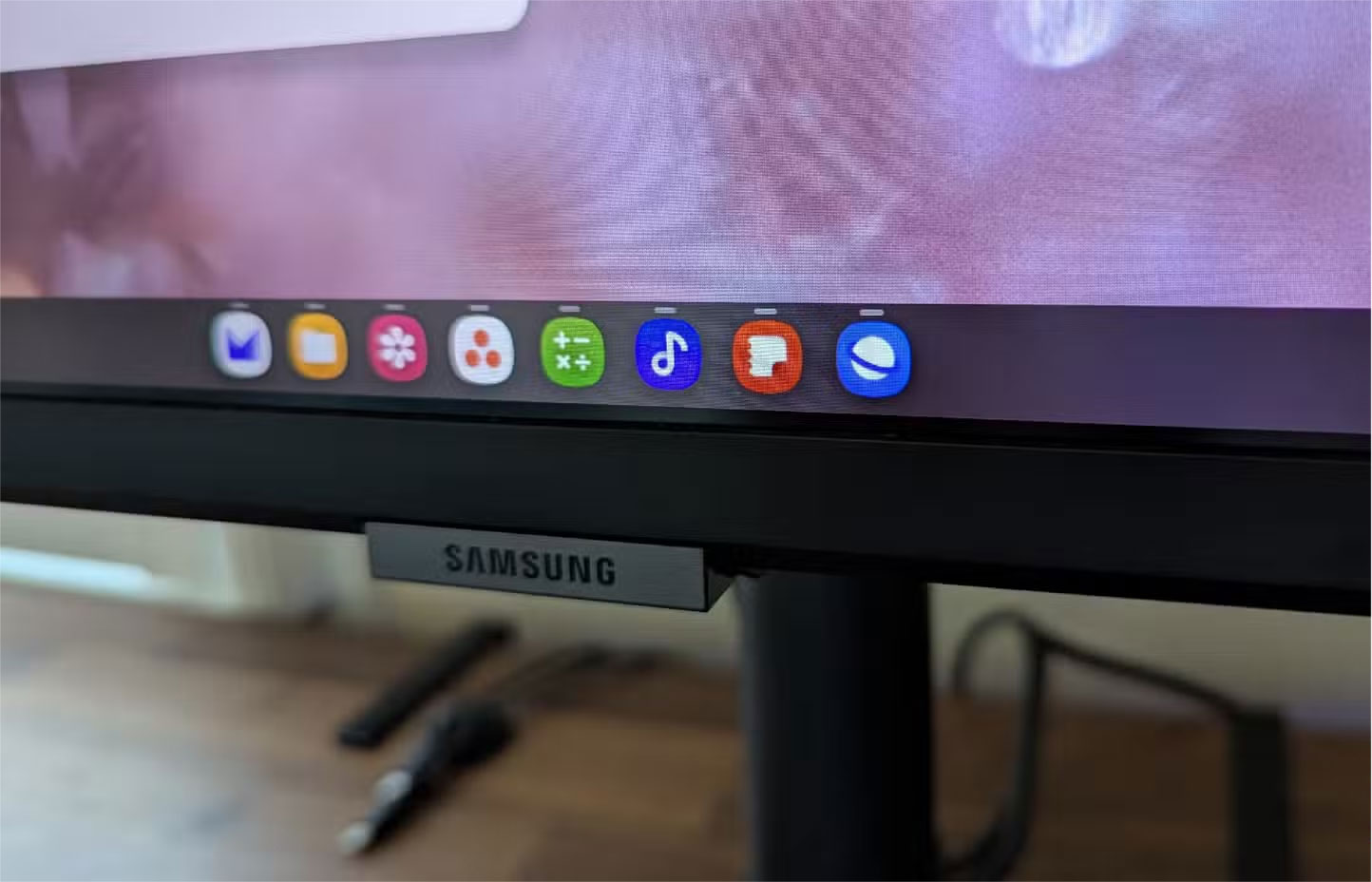 Taskbar hiển thị trên Samsung DeX